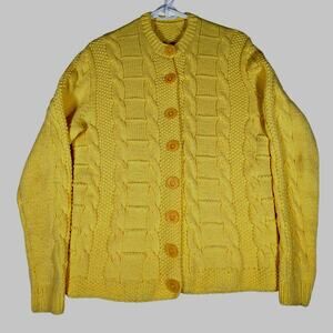 Yellow Vtge Handmade cardigan cable texture knit Bust 40"Length26"Sleeves 25"